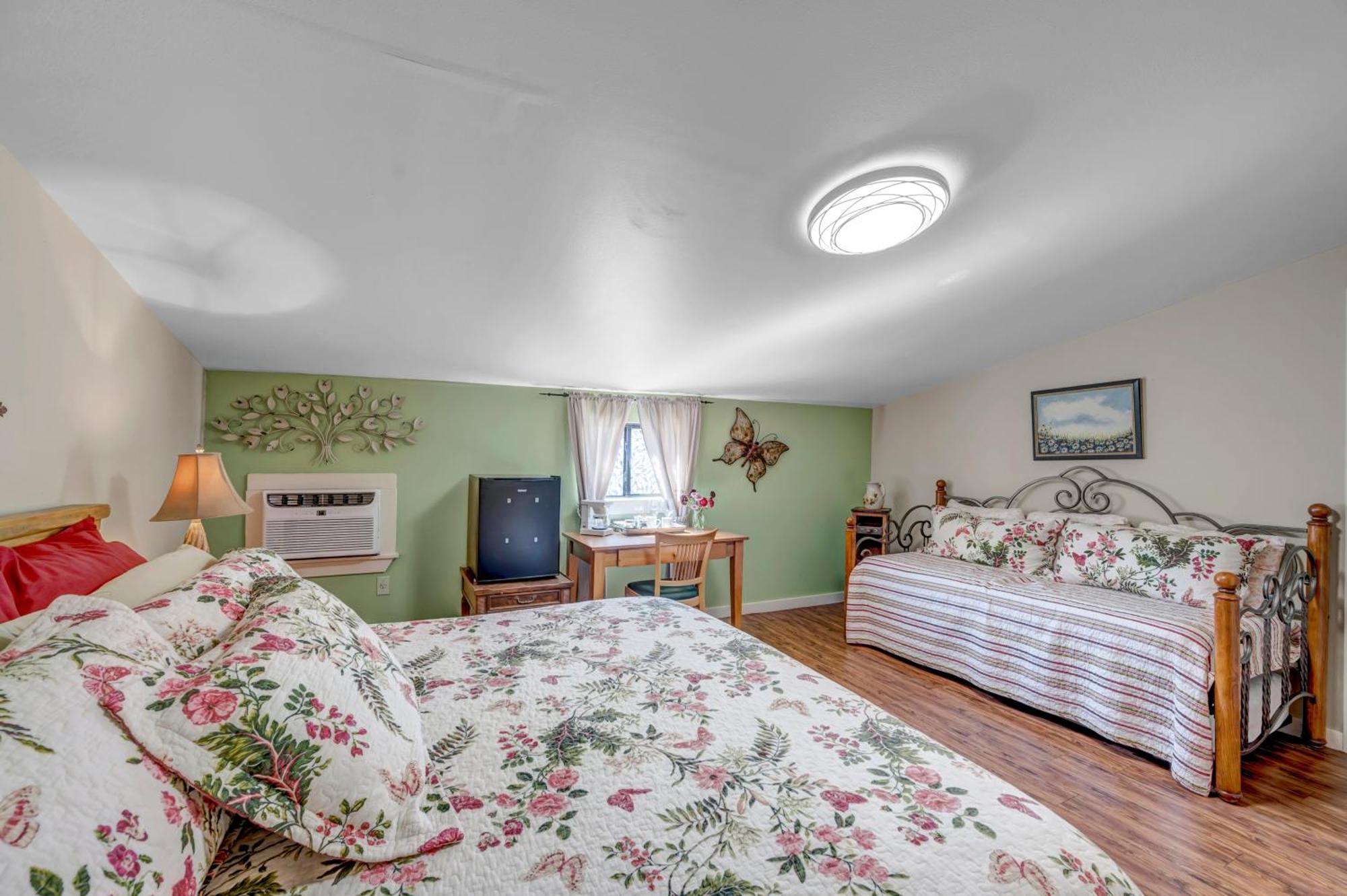 Full Moon Inn Fredericksburg Extérieur photo